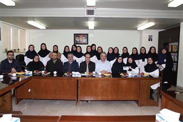 حضور معاونت محترم درمان دانشگاه و رئیس اداره پرستاری جهت بزرگداشت روز پرستار در دانشکده دندانپزشکی