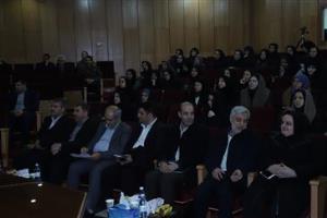 جلسه‌ی آموزشی معلمان ناحیه ۳ تبریز در دانشکده دندانپزشکی دانشگاه علوم پزشکی تبریز