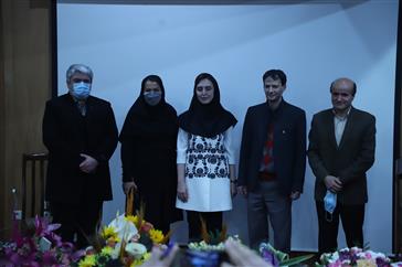 جلسه دفاع از پایاننامه دستیار تخصصی گروه آسیب شناسی دهان ، فک و صورت خانم دکتر لادن پايا